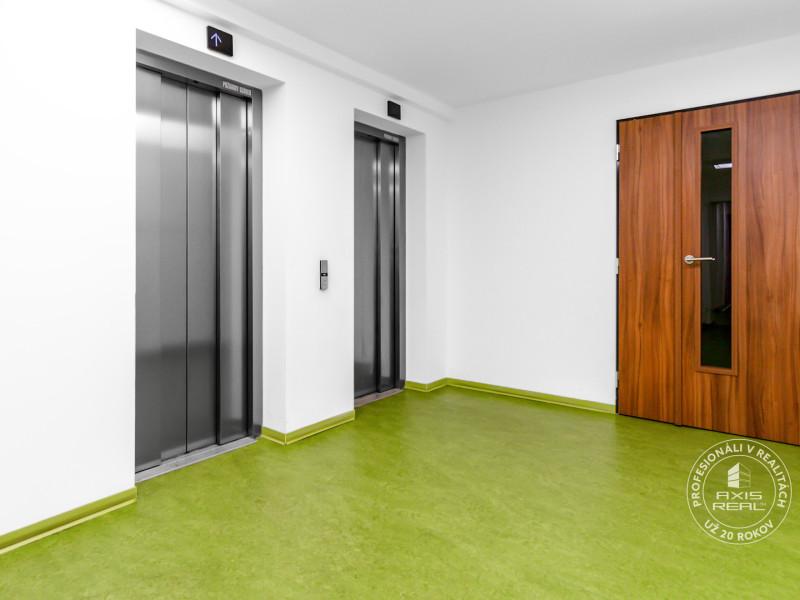  2-izbový byt s oddelenou kuchyňou a KLÍMOU, Miletičova 60