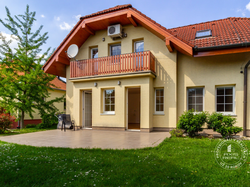  Big House + Smaller House for TWO GENERATION Living