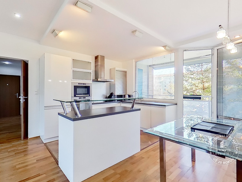  Zariadený 3-izbový byt, Stará Ľubovňa, Letná ulica