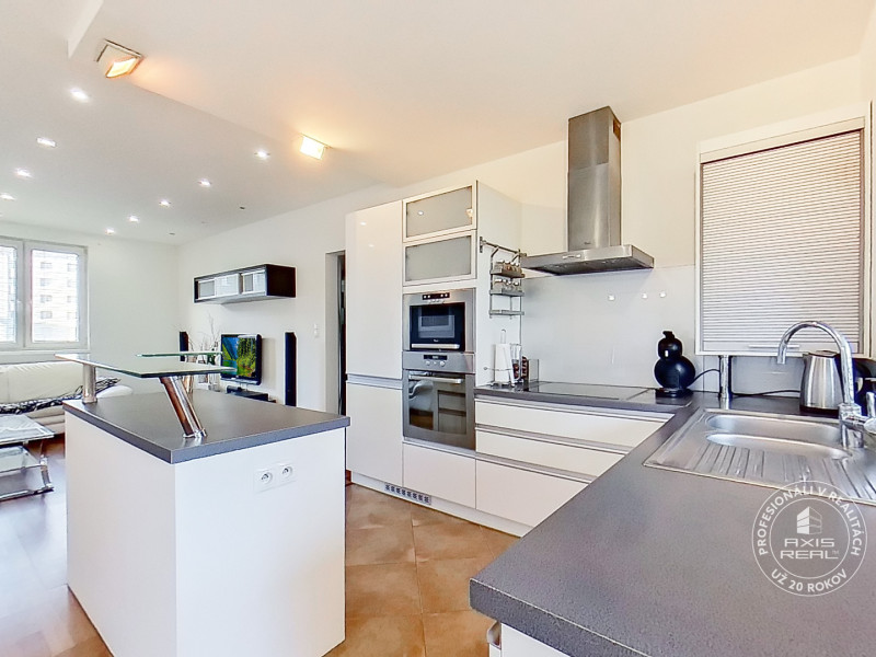  Zariadený 3-izbový byt, Stará Ľubovňa, Letná ulica