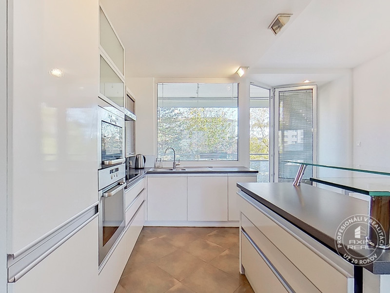  Zariadený 3-izbový byt, Stará Ľubovňa, Letná ulica