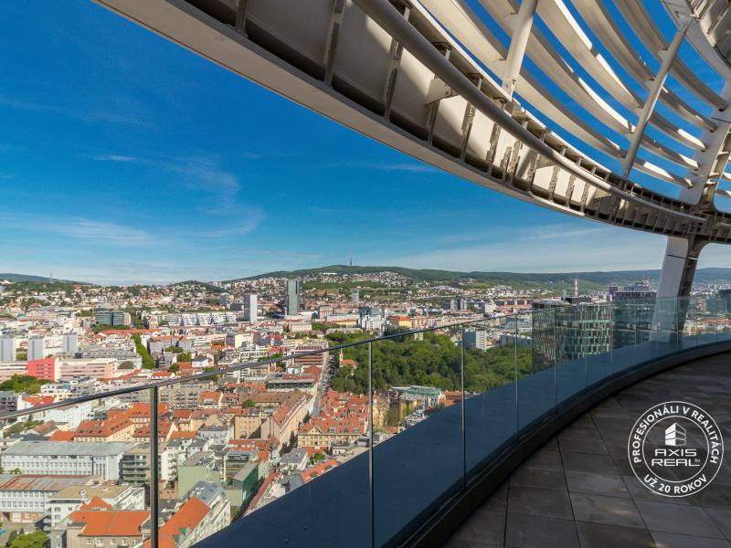  Luxusný slnečný 2-i byt, klíma, lodžia, parking, SKY PARK