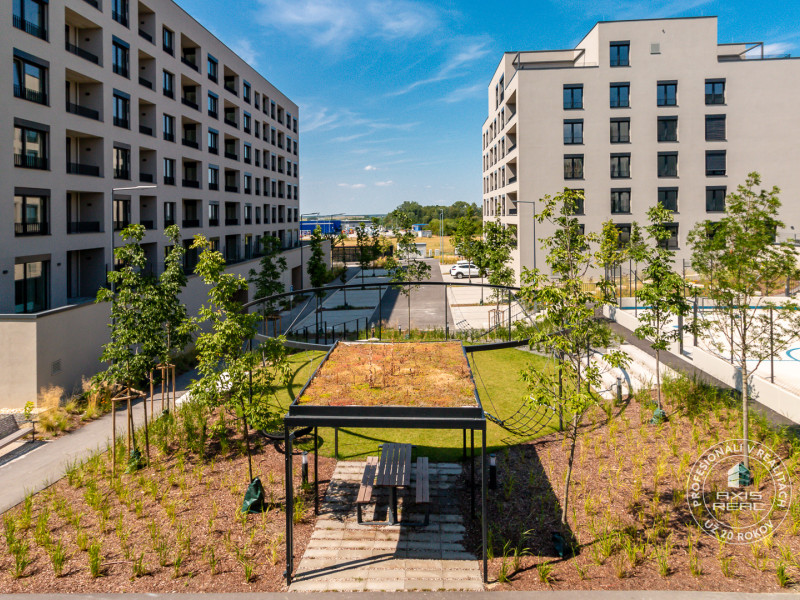  Nový slnečný 1,5i byt, klimatizácia, garáž, park. státie