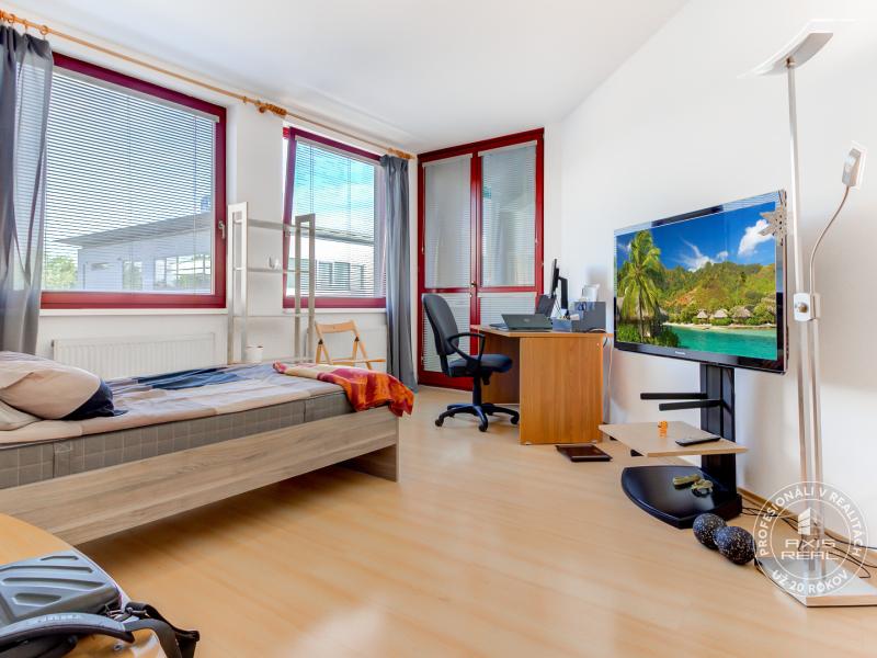 2 bedroom apartment with parking by Pasienky, Bratislava III, Junácka