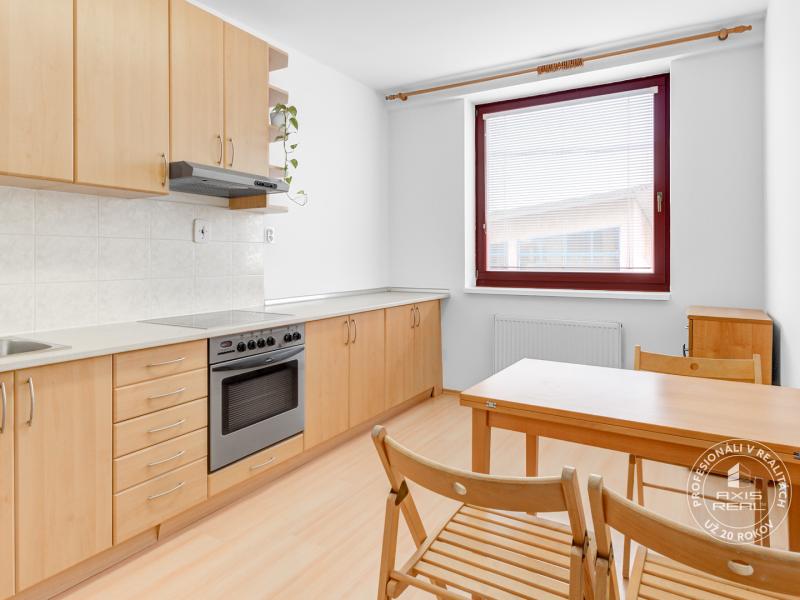 2 bedroom apartment with parking by Pasienky, Bratislava III, Junácka