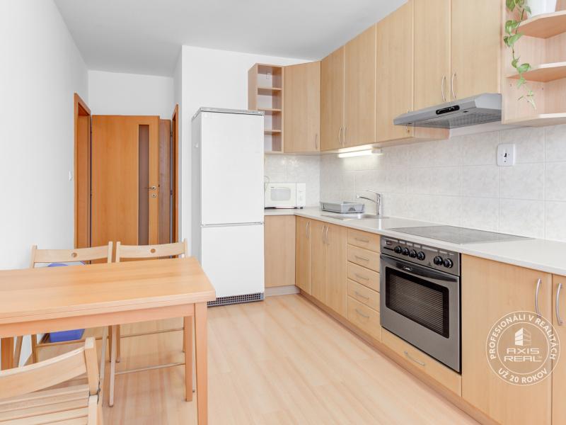 2 bedroom apartment with parking by Pasienky, Bratislava III, Junácka