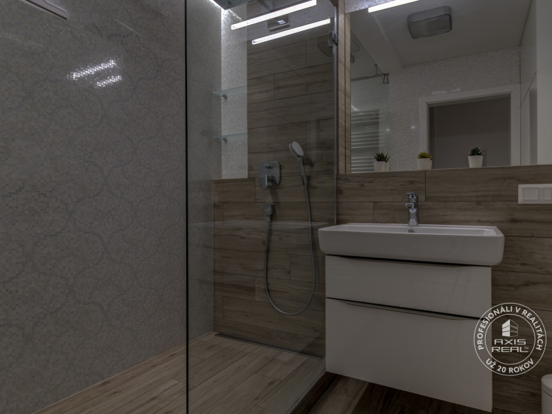  NADŠTANDARDNÝ 2-izb.byt, 2xPARKING, LODŽIA, PIVNICA, KLÍMA