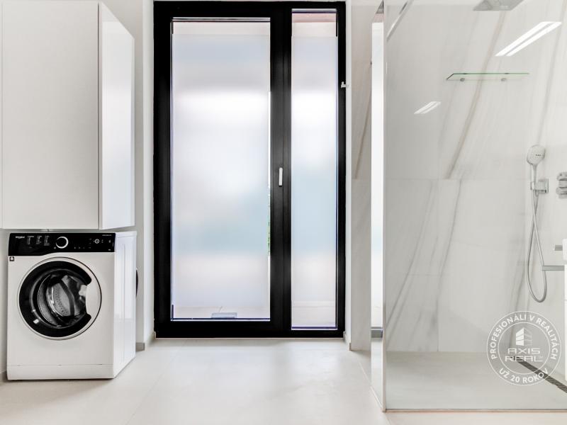  Nádherný NÍZKOENERGETICKÝ rodinný dom s KLIMATIZÁCIOU