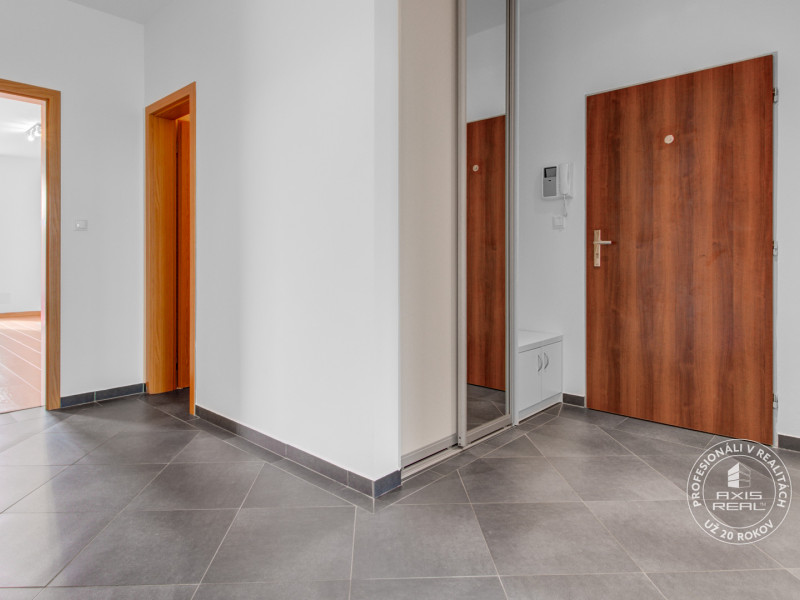 Rent Two bedroom apartment, Two bedroom apartment, Staré Grunty, Brati