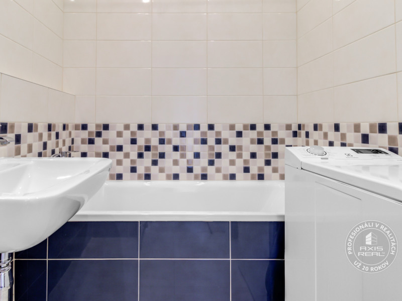  Slnečný 3-izb.byt s lodžiou, BA V Petržalka, Belinského