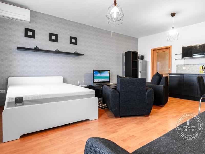  1-izb.byt s garážou, BA V. Petržalka, Vyšehradská