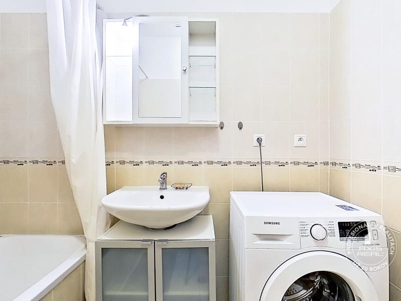  1-izb.byt s garážou, BA V. Petržalka, Vyšehradská