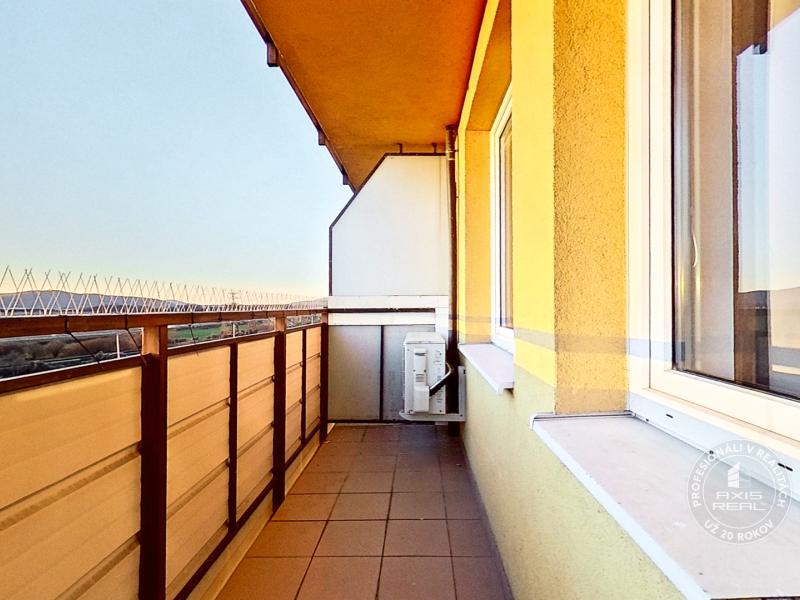  1-izb.byt s garážou, BA V. Petržalka, Vyšehradská