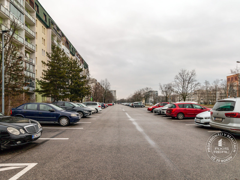   2-izbový byt s lodžiou, TOP LOKALITA RUŽINOV, Súmračná ul