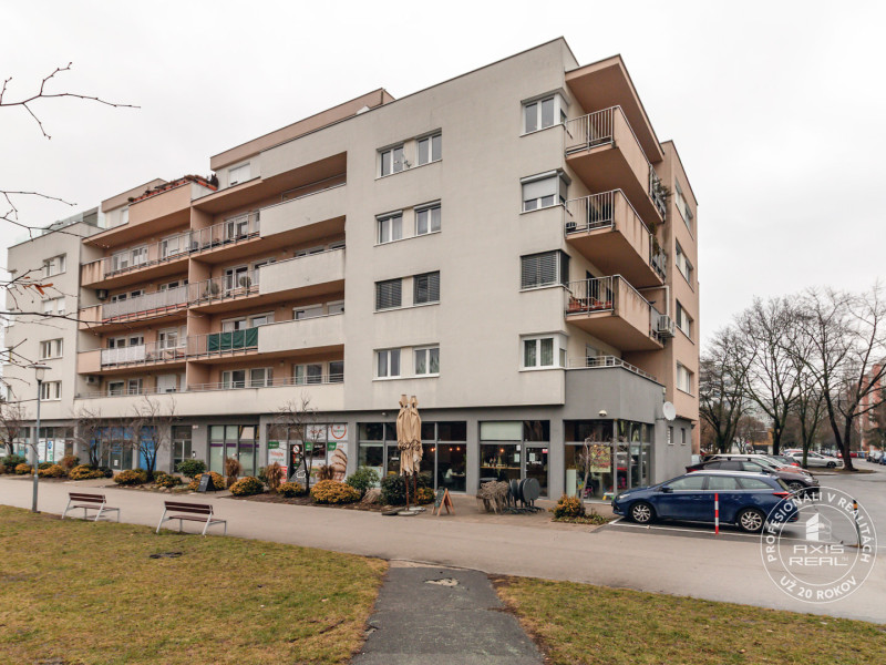   2-izbový byt s lodžiou, TOP LOKALITA RUŽINOV, Súmračná ul