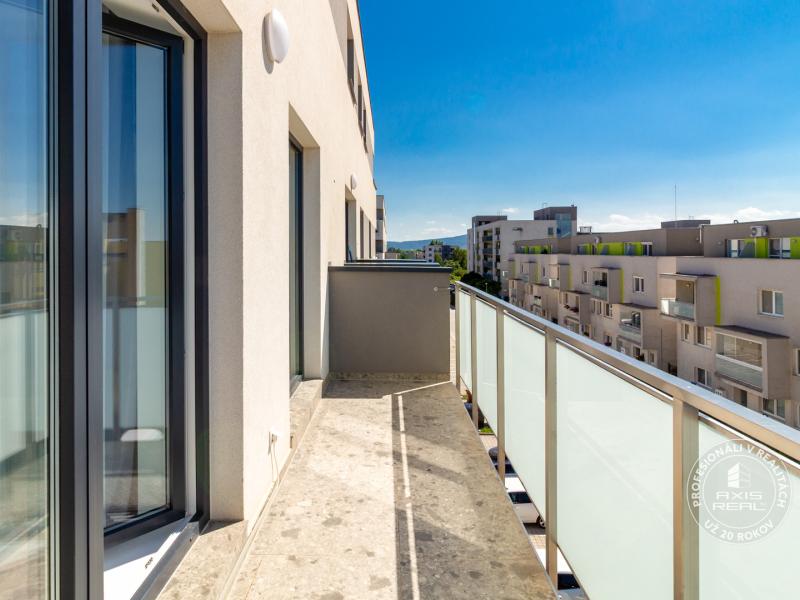 Rent 1-Bedroom apartment, AC, BALCONY, GARAGE, Stupava, Slovakia