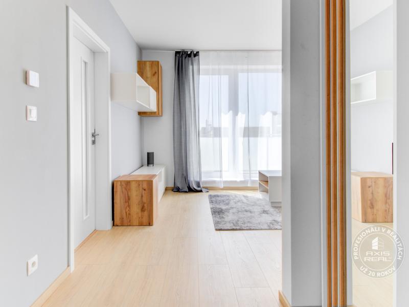 Rent 1-Bedroom apartment, AC, BALCONY, GARAGE, Stupava, Slovakia