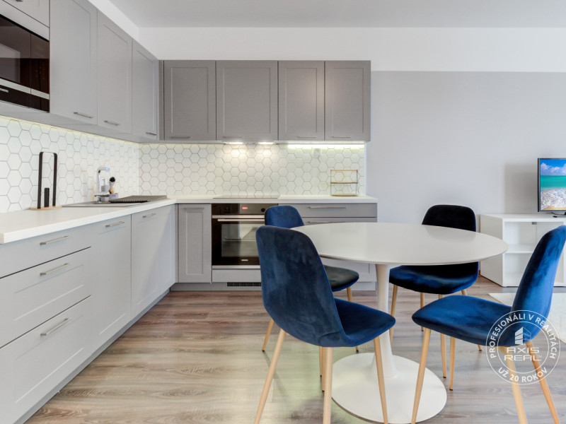 Rent 1-Bedroom apartment, LOGGIA, AC, GARAGE, Bratislava, Slovakia