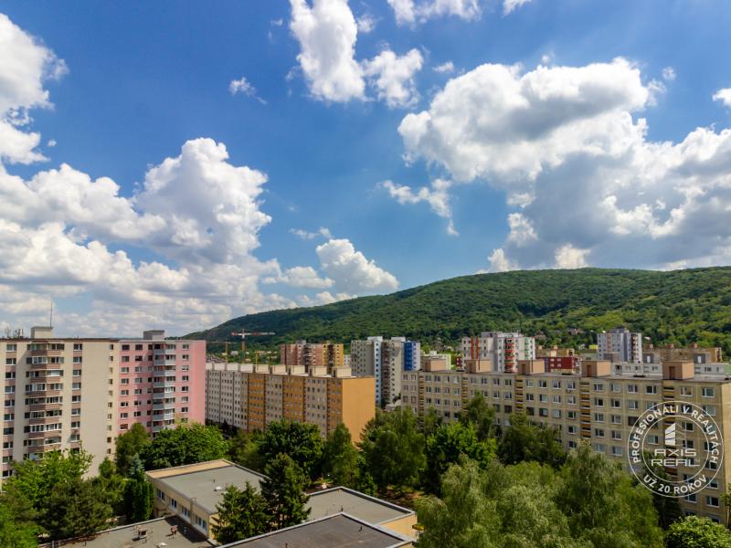   1-izb.byt LODŽIA, BA IV. D.N.Ves, ulica Milana Marečka