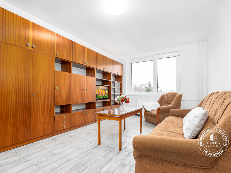   2-izbový byt s lodžiou, BA II. Vrakuňa, Čiližská ulica