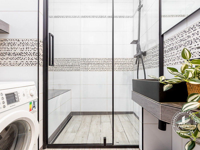   2-izbový byt s lodžiou, BA II. Vrakuňa, Čiližská ulica