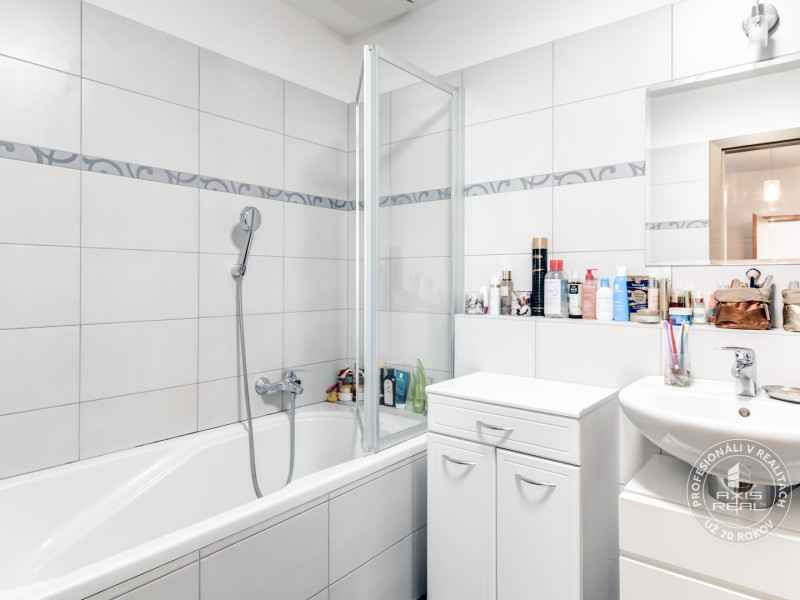  4-izbový byt, NOVOSTAVBA, TERASA, BA III. NM, Stromová ul.