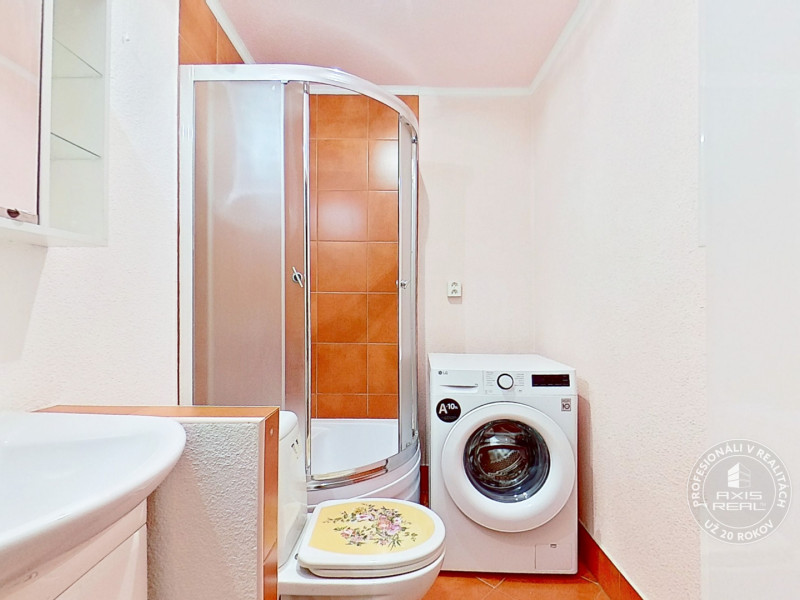  Priestranný 1-izbový byt, St. Ľubovňa, 17. novembra