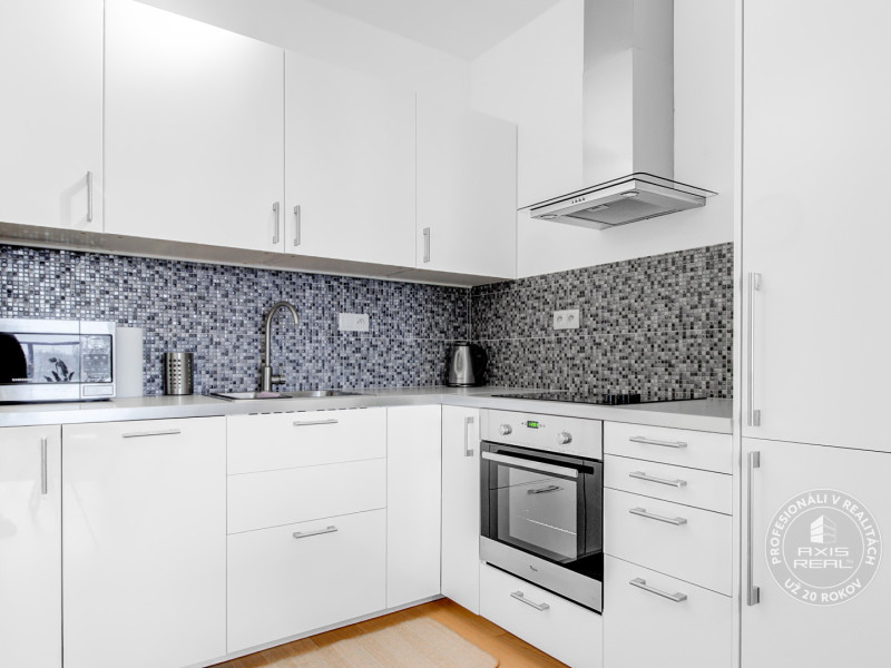  Moderný 2-izb. byt, LODŽIA, KLIMA, PARKING, Panorama City