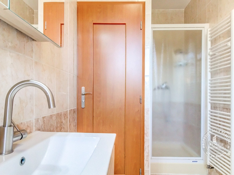  Dvojpodlažný 4i dom, garáž, altánok, veľký pozemok 1436 m2