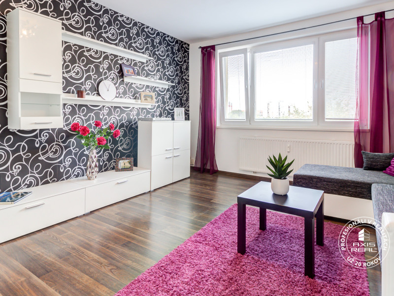 Rent Three bedroom apartment, Three bedroom apartment, Röntgenova, Bra