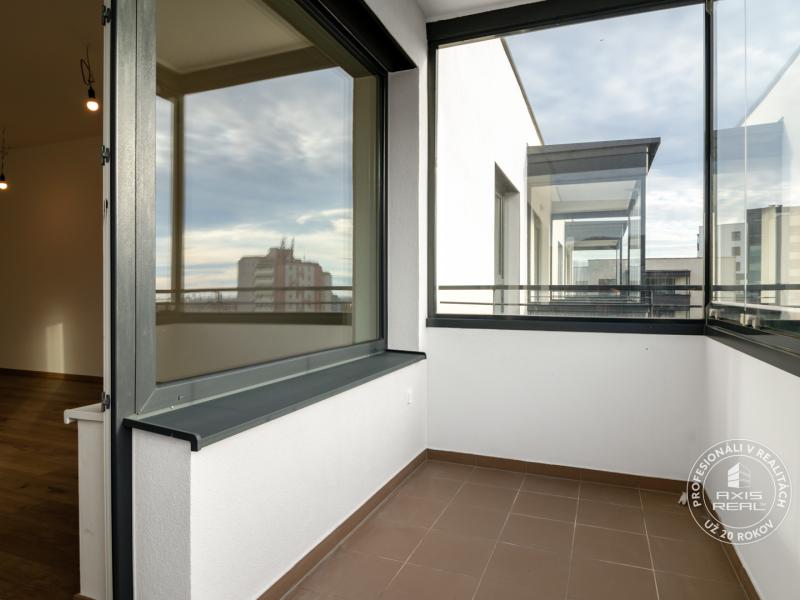   One bedroom apartment, FURNISHED, BALCONY,  PARKING