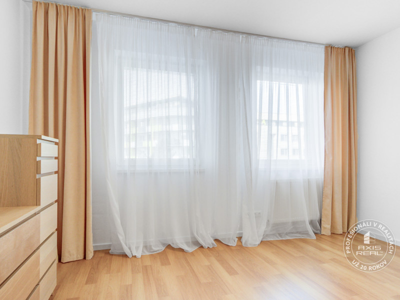  3i, garáž. státie, klíma, pivnica, balkón Hraničná ul. 