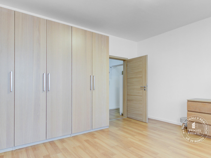  3i, garáž. státie, klíma, pivnica, balkón Hraničná ul. 