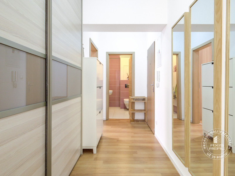  3i, garáž. státie, klíma, pivnica, balkón Hraničná ul. 