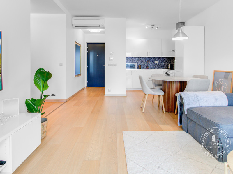  Moderný 2-izb. byt, LODŽIA, KLIMA, PARKING, Panorama City