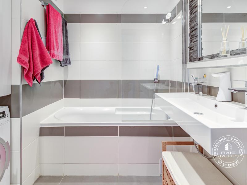 Rent Spacious 2 room  apt., balcony, parking, AIRCON, Lamač, Bakošova