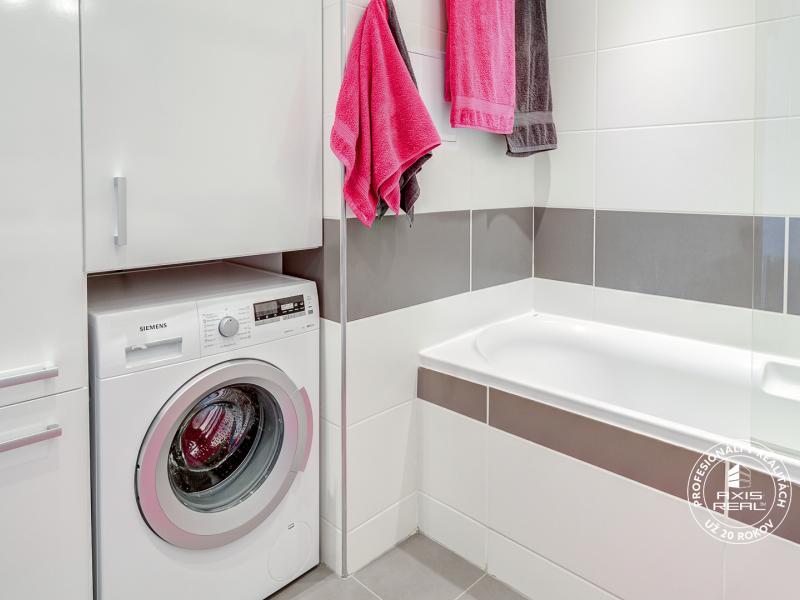 Rent Spacious 2 room  apt., balcony, parking, AIRCON, Lamač, Bakošova