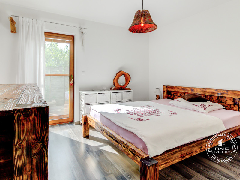   RODINNÝ DOM, KLIMATIZÁCIA, ROVINKA, Veľké Košariská