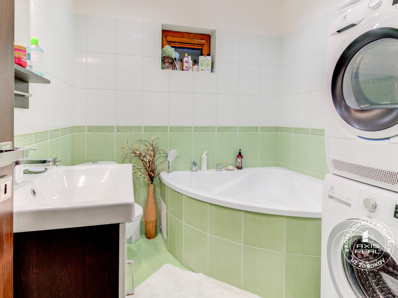   RODINNÝ DOM, KLIMATIZÁCIA, ROVINKA, Veľké Košariská