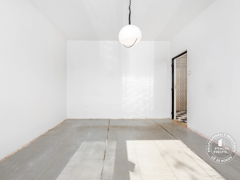   3-IZBOVÝ BYT RUŽINOV –  VEĽKÉ IZBY - Muškátova ulica