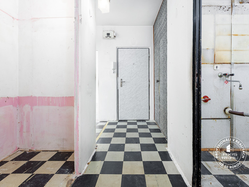   3-IZBOVÝ BYT RUŽINOV –  VEĽKÉ IZBY - Muškátova ulica