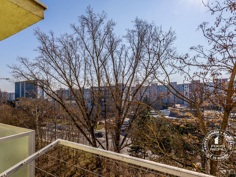   3-IZBOVÝ BYT RUŽINOV –  VEĽKÉ IZBY - Muškátova ulica