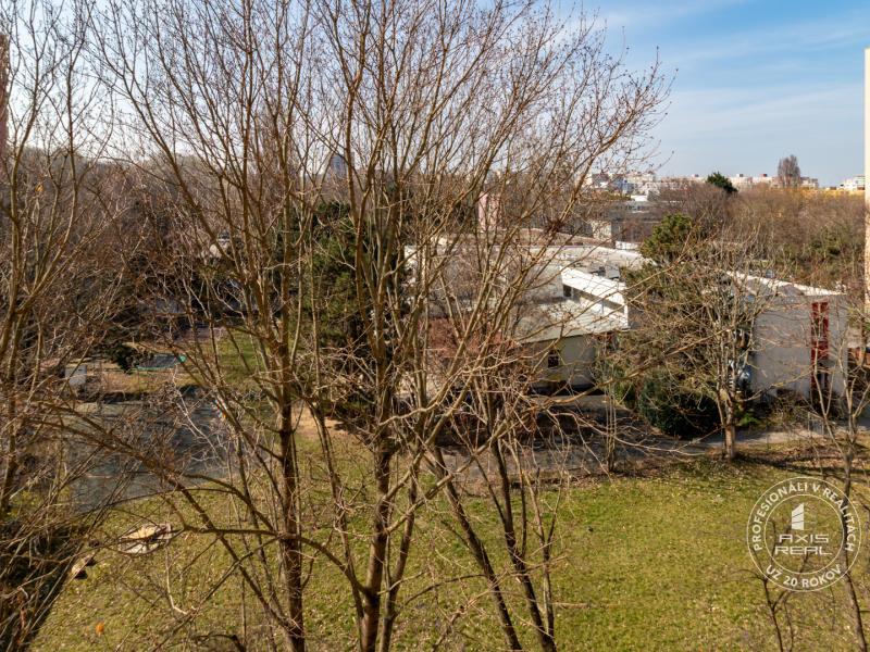  2-izb. byt blízko Ekonomickej univerzity, Polereckého ul.