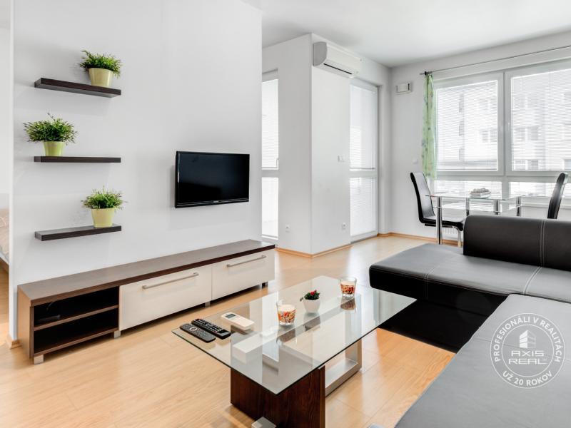 Rent 1-Bedbedroom apartment, AC, LOGGIA, GARAGE, Bratislava, Slovakia