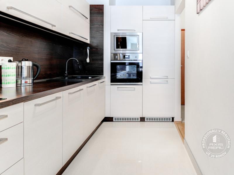 Rent 1-Bedbedroom apartment, AC, LOGGIA, GARAGE, Bratislava, Slovakia