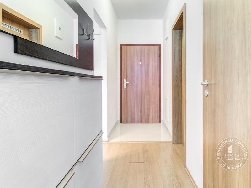 Rent 1-Bedbedroom apartment, AC, LOGGIA, GARAGE, Bratislava, Slovakia