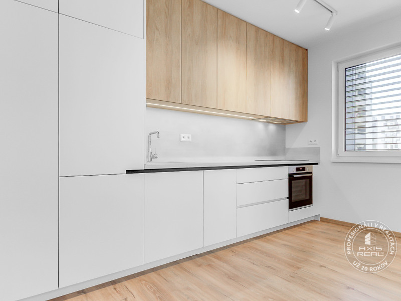  Pekný 3-izbový byt s KLIMATIZÁCIOU a PARKOVACÍM MIESTOM