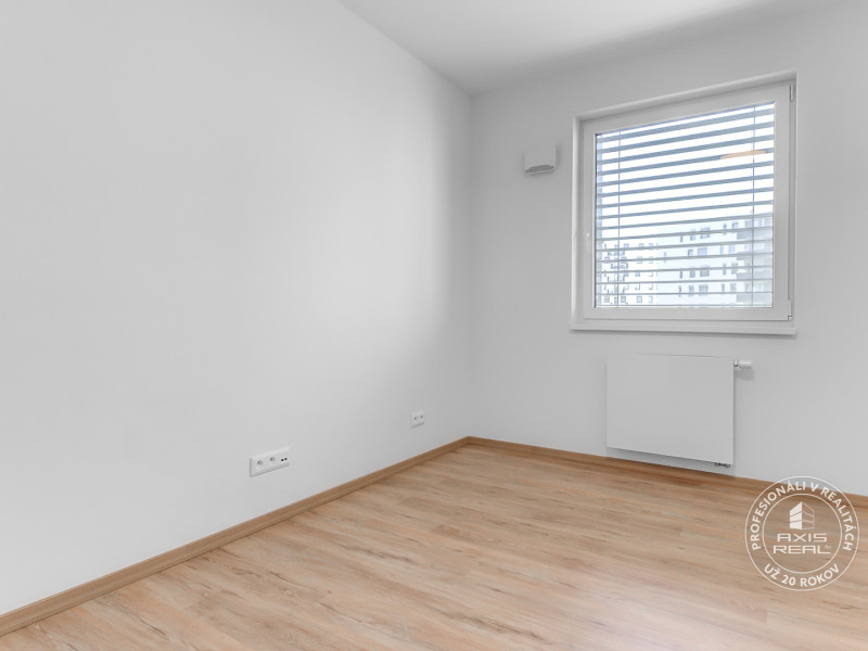  Pekný 3-izbový byt s KLIMATIZÁCIOU a PARKOVACÍM MIESTOM