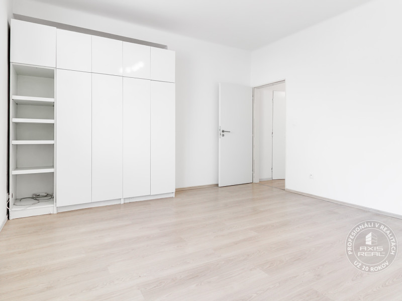 Sale Studio, Trenčianska, Bratislava - Ružinov, Slovakia