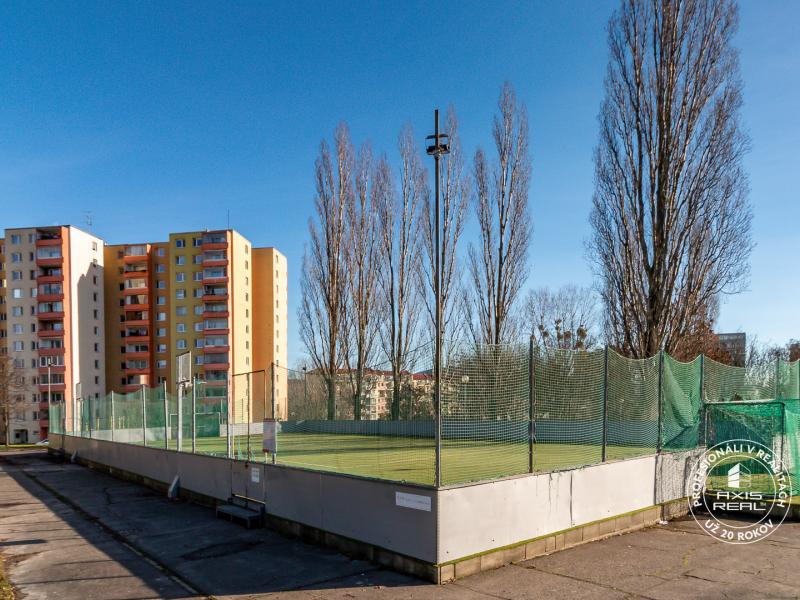   NEZARIADENÝ 3-izb.byt, 11m2 LODŽIA, BA IV., Červeňákova